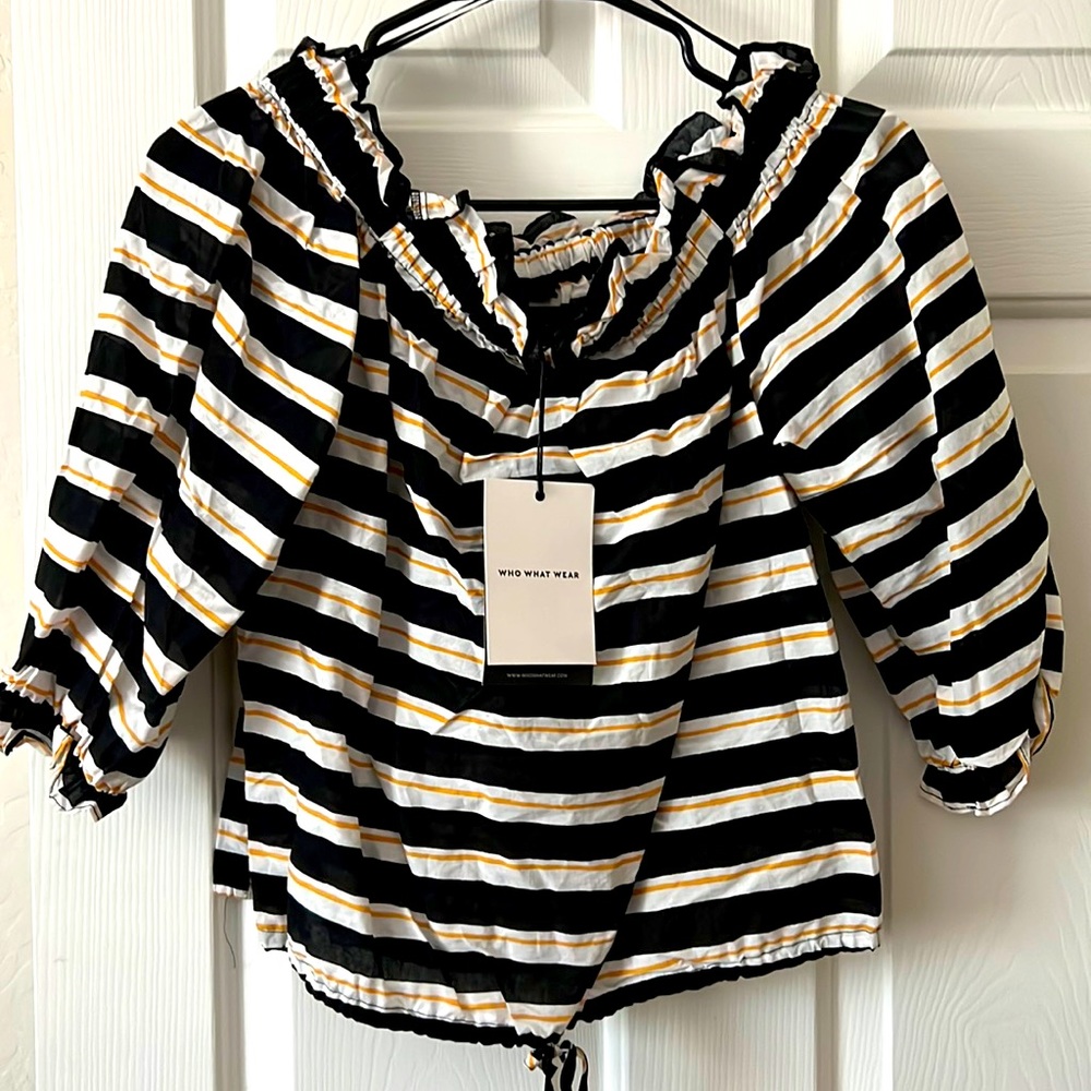NWT Who What Wear off shoulder top